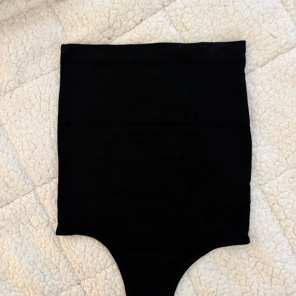 Essentials Black Ribbed Knit Top with SWS Tag - Picture 2 of 8